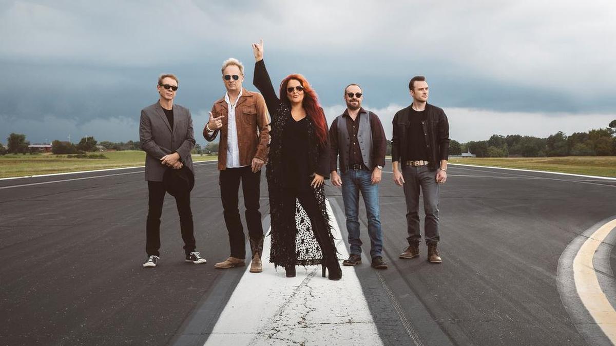 Wynonna & The Big Noise will perform at the Fourth of July Festival in Palmetto.