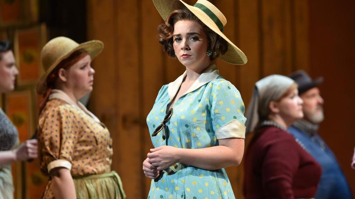 Sarah Shafer appeared in Opera Philadelphia’s production of “The Elixir of Love.”