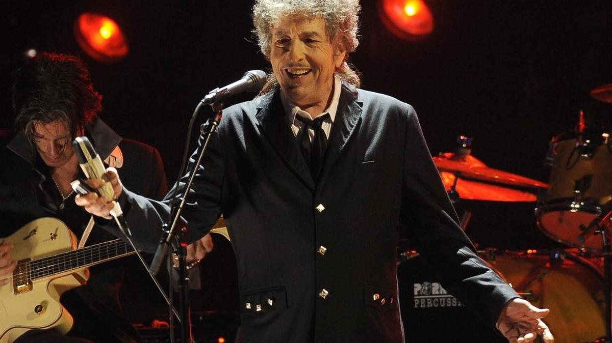 Bob Dylan performs in Los Angeles in 2012. On Saturday, local musicians will raise money for Strawberry Fields while covering Dylan hits at The State Theatre’s “Shelter from the Storm” event.