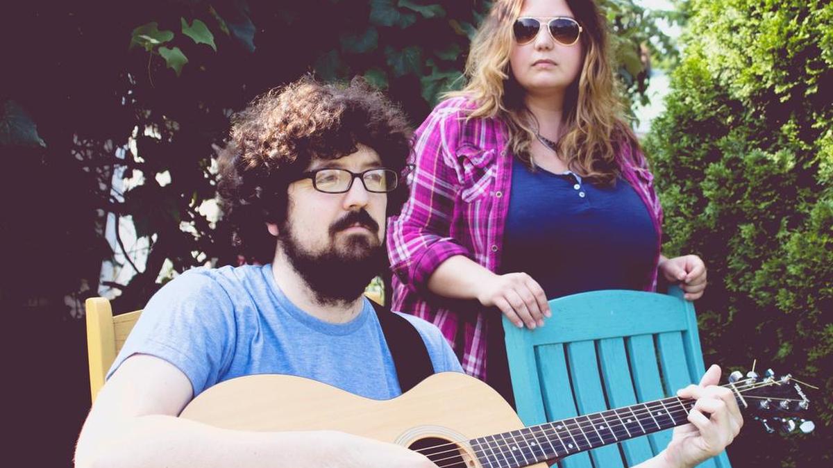 Acoustic duo Hops & Vines will perform at the Palmer Museum of Art’s Art After Hours event on Saturday.