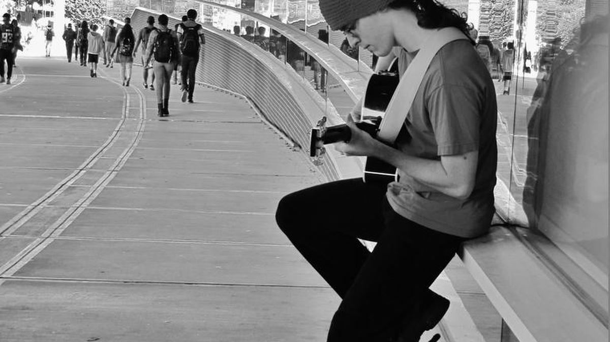 Local musician Jon Swift experiments in crowdsourced songwriting.