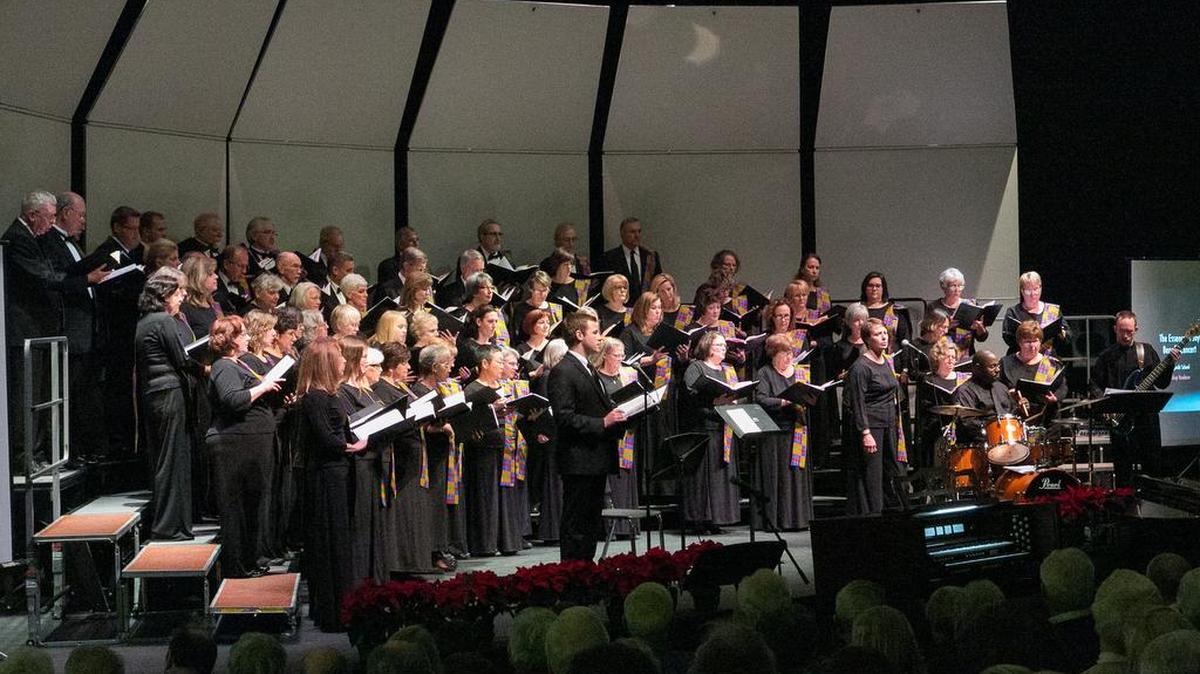 Essence 2 was launched in 1999 after community members took interest in singing choral music from the African-American and African choral idioms.