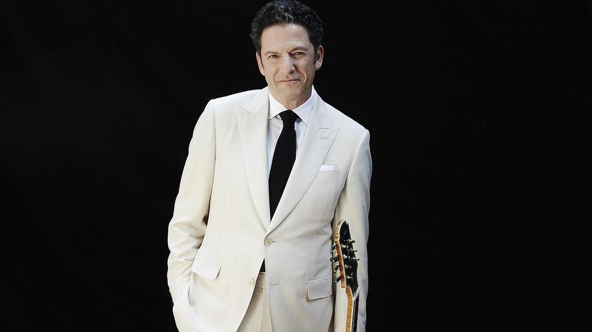 Grammy Award winning artist John Pizzarelli will perform at Eisenhower Auditorium on Oct. 13.