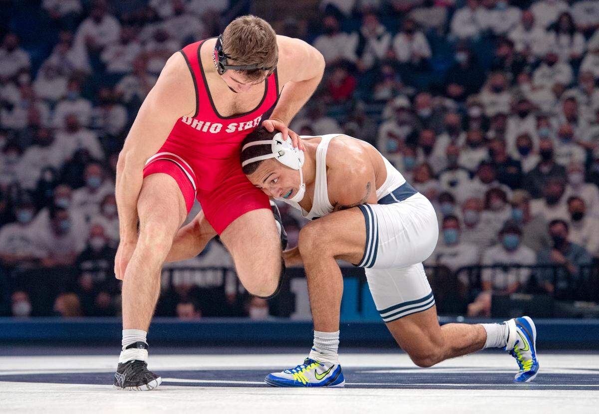Ohio State’s Rocky Jordan can’t get away from Penn State’s Aaron Brooks in the 184 lb bout of the match on Friday, Feb. 4, 2022.