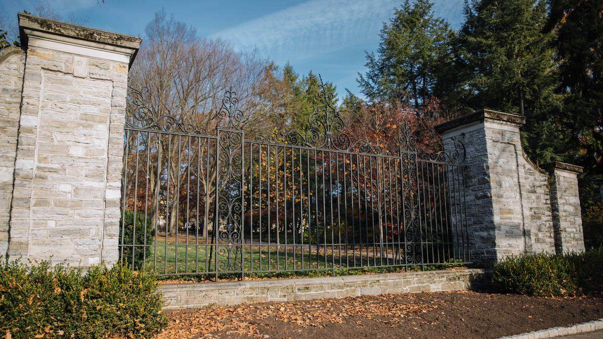 Federal delays and changes to the PA grant system have left many college students waiting anxiously for aid meant to cover tuition and living expenses.