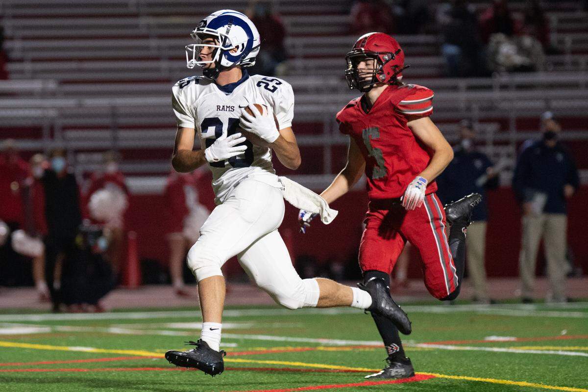 Penns Valley’s Gage Ripka (25) scores a touchdown against Bellefonte on Friday, Oct. 2, 2020 in Bellefonte, Pa.