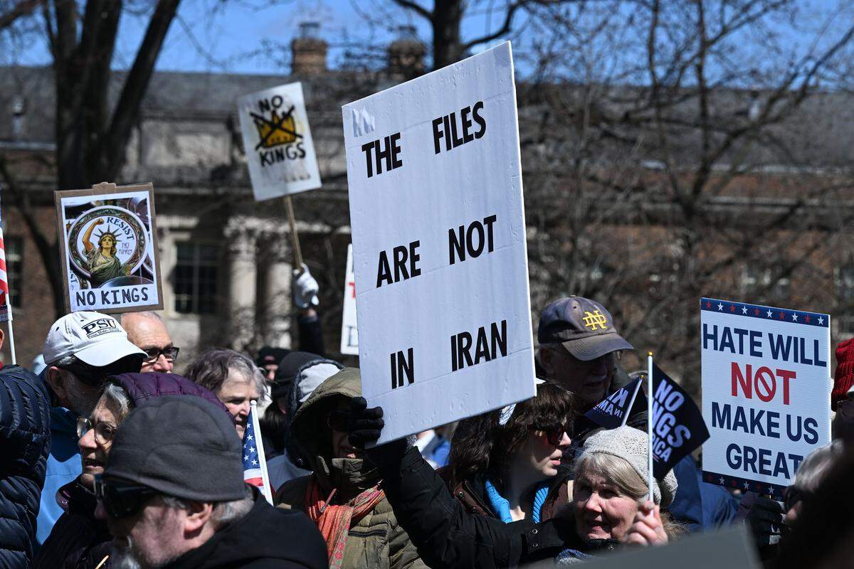Thousands of people gathered on Old Main lawn for the No Kings anti-Trump rally on Saturday.