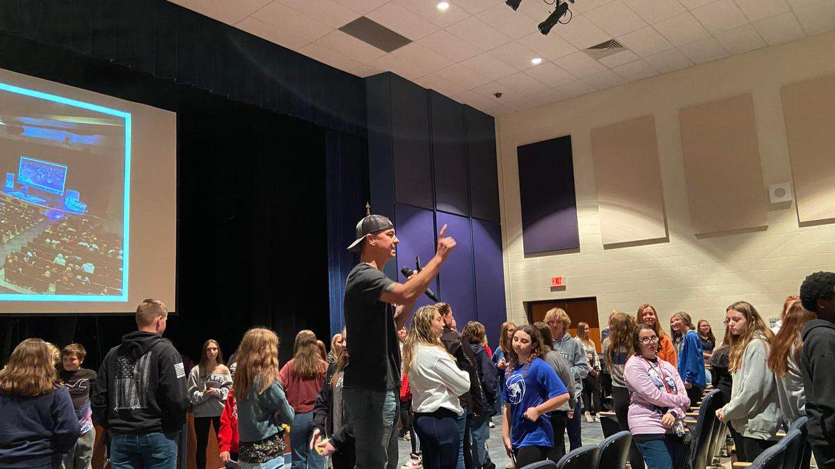 Phil Campbell leads students in an activity at a Jostens Renaissance Education event at Bald Eagle Area High School on Tuesday.