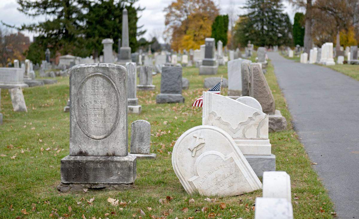A headstone at Bellefonte’s Union Cemetery that needs to repaired on Wednesday, Nov. 6, 2024. Volunteers are working to fix and clean headstones in the cemetery.
