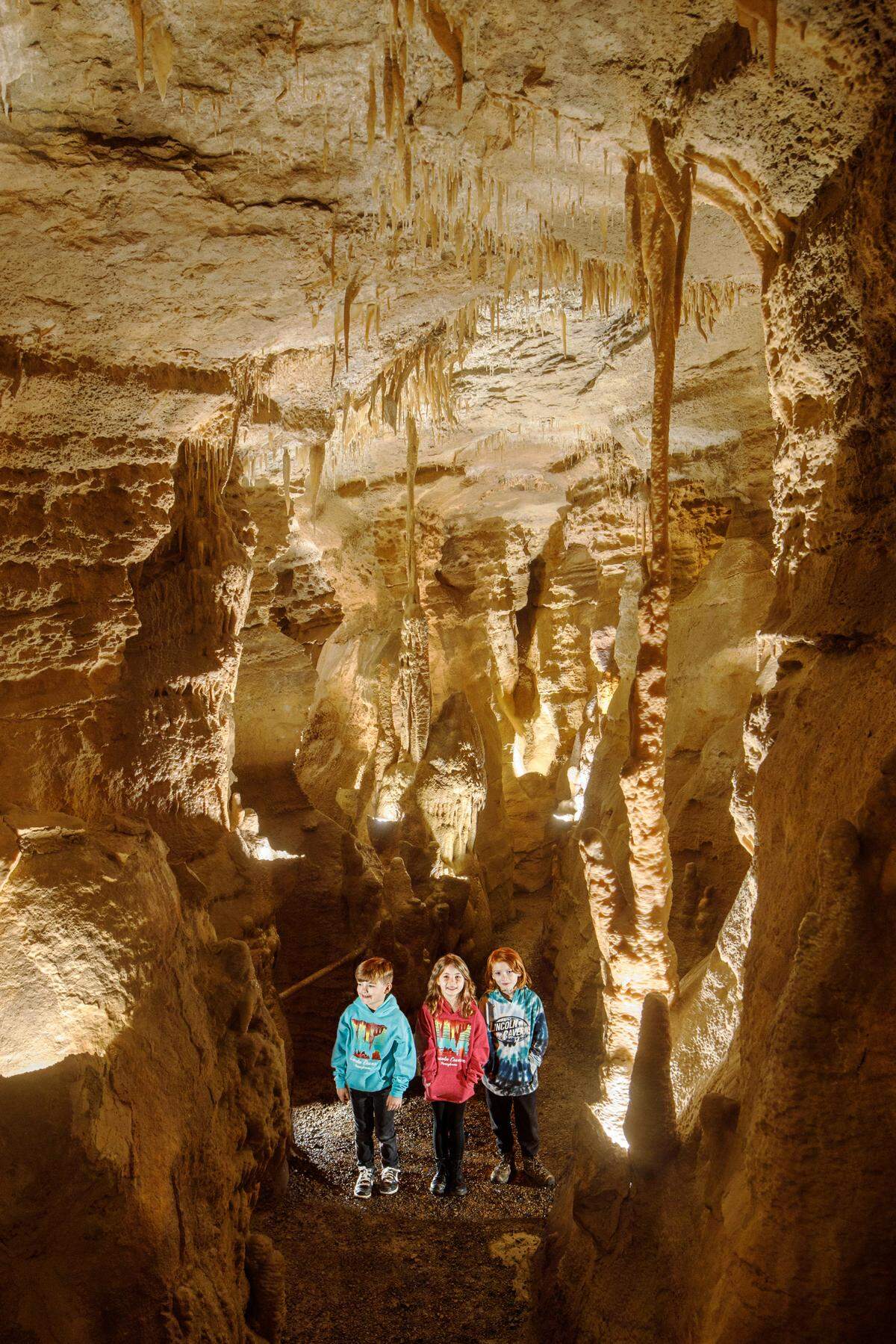 During field trip season, more than 100 children visit Lincoln Caverns and Whisper Rocks daily.