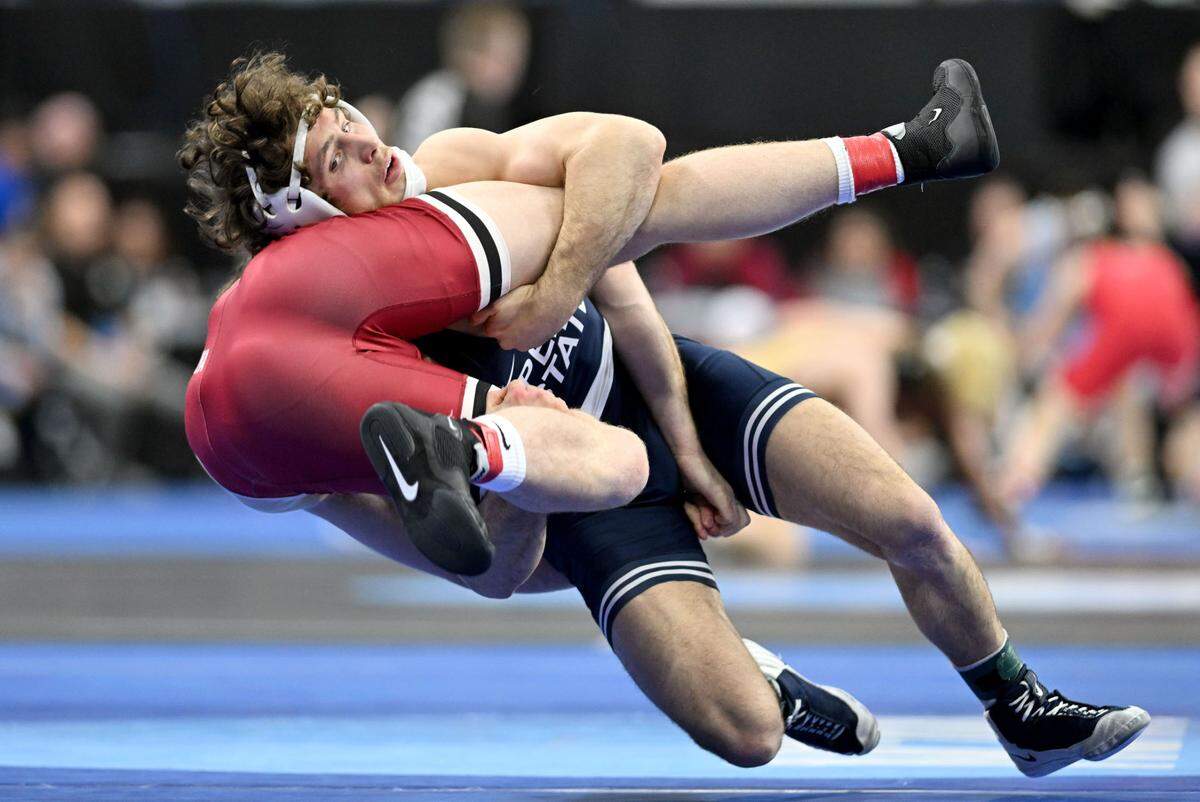 Penn State’s Levi Haines controls Oklahoma’s Gaven Sax in a 174-pound bout during the 2025 NCAA Wrestling Championships in Philadelphia on Thursday, March 20, 2025.