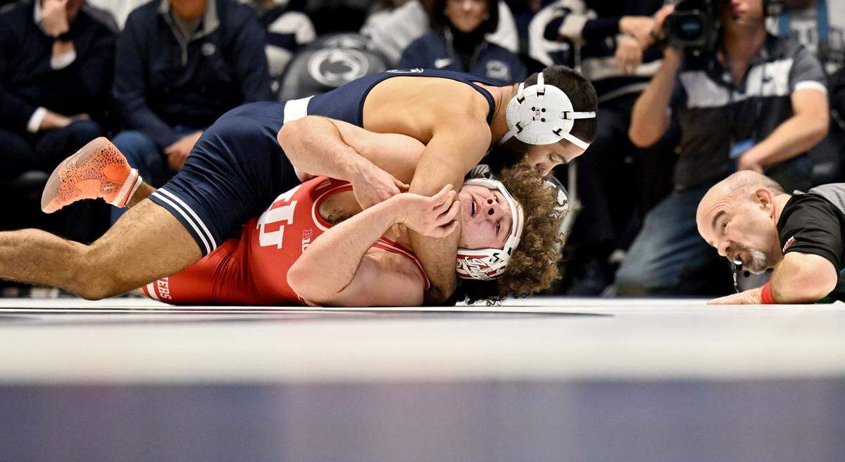 Penn State’s Shayne Van Ness controls Indiana’s Joey Buttler in the 149 lb bout of the match on Friday, Jan. 23, 2026.