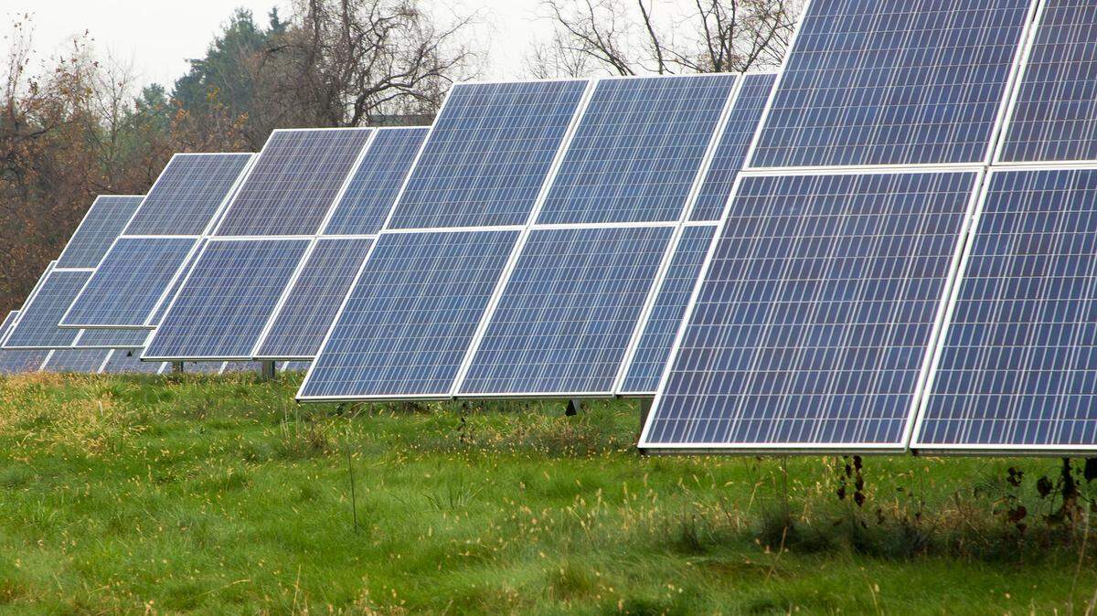 Solar panels are pictured in Elizabethtown, Pennsylvania. The State College Area School District is the first of at least 10 Centre County local governments to move forward with signing contracts for a solar power purchase agreement.