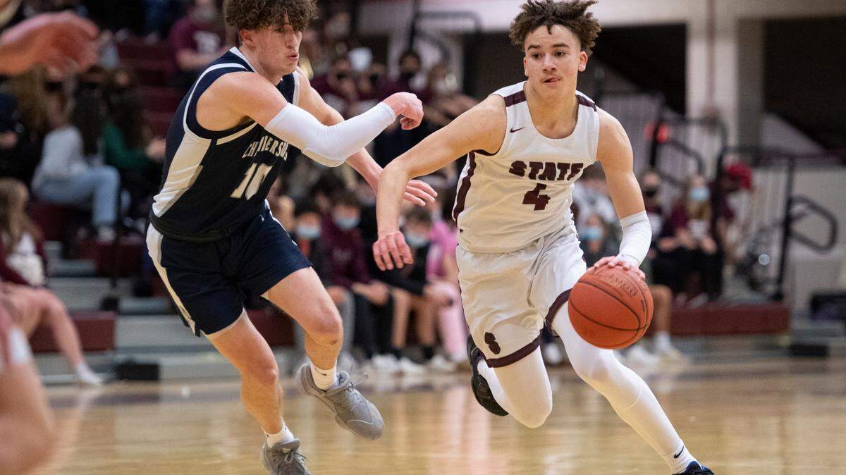 State College’s Braeden Shrewsberry dribbles to the basket Feb. 1 against Chambersburg at the State High gym.