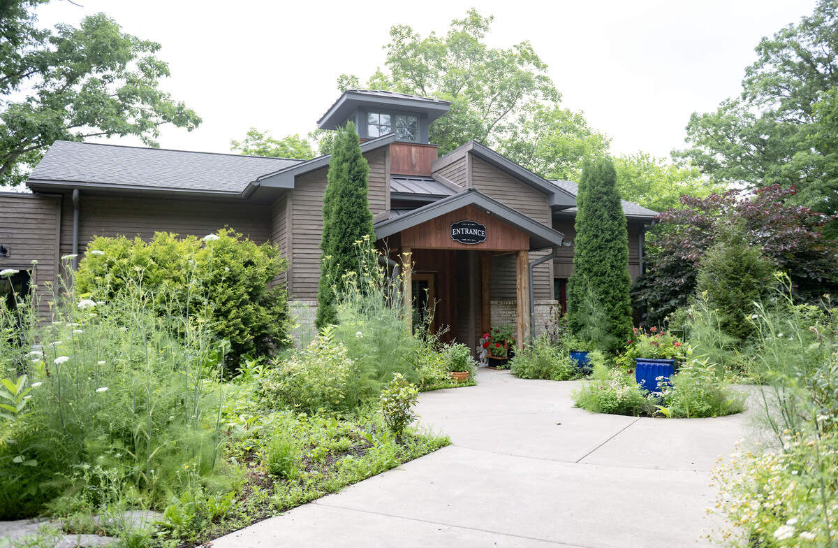 The entrance to Fillmore Farm Cafe & Gardens.
