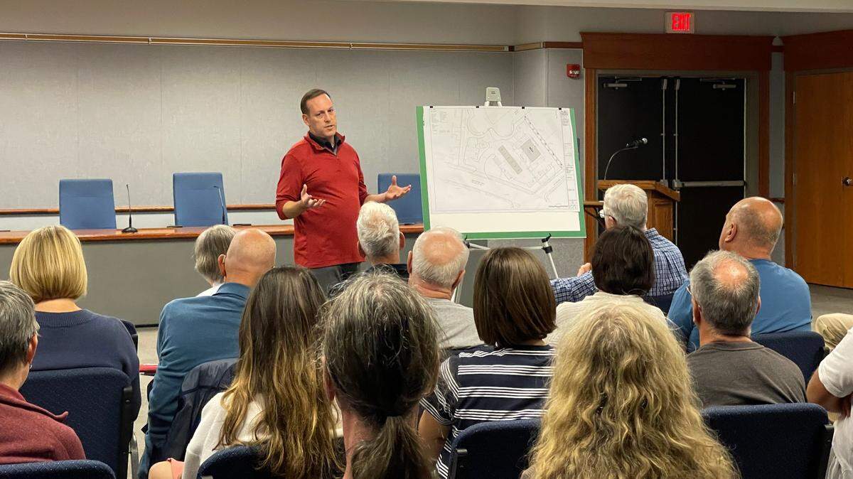 Mike Spiegel, real estate project manager at Wawa, gives an overview of the proposed Wawa at 169 W. Aaron Drive, State College during a meeting Sept. 20.