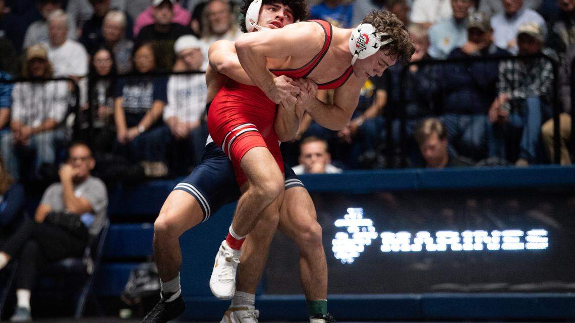 Penn State wrestlers Beau Bartlett, Josh Barr show why the country’s best recruits join program