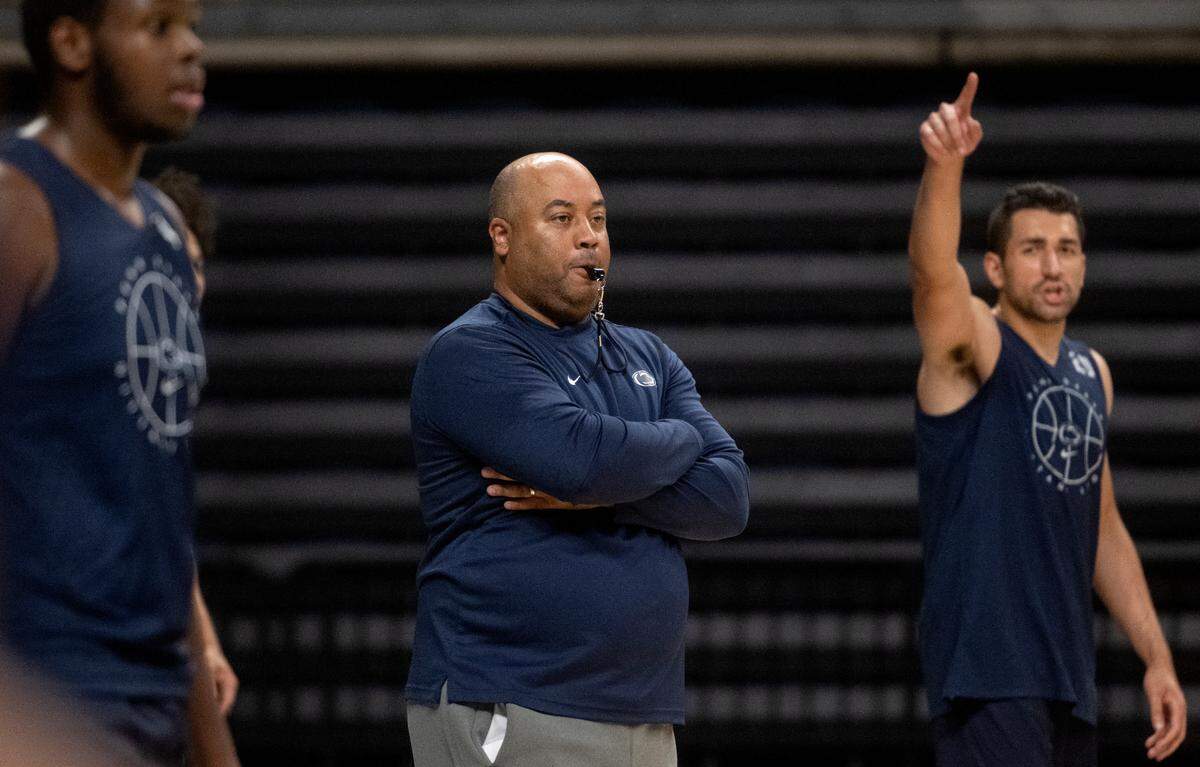 Penn State men’s basketball coach Micah Shrewsberry watches his players during a summer practice on Tuesday, July 19, 2022.