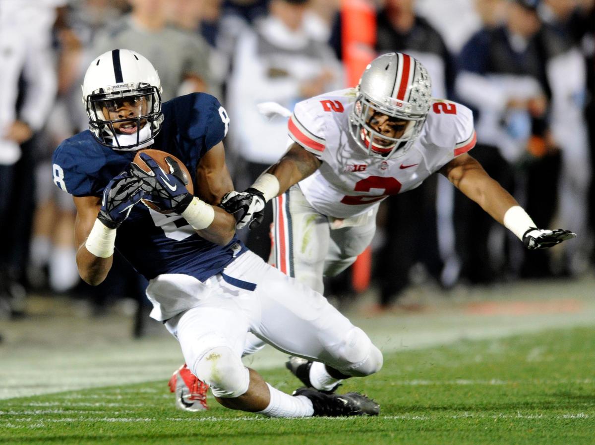 Penn State's Allen Robinson hauls in a catch against Ohio State's Rod Smith on Saturday, October 27, 2012.