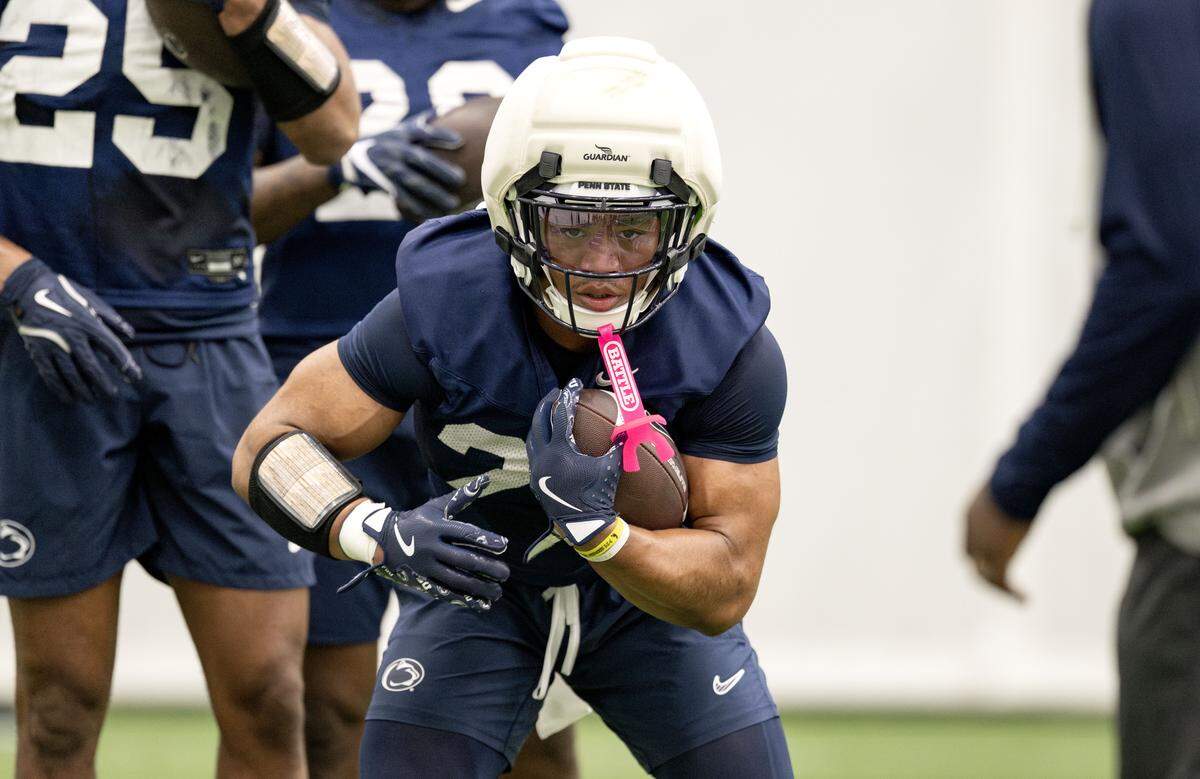 Penn State running back James Peoples runs a drill during spring practice on Thursday, March 26, 2026.  