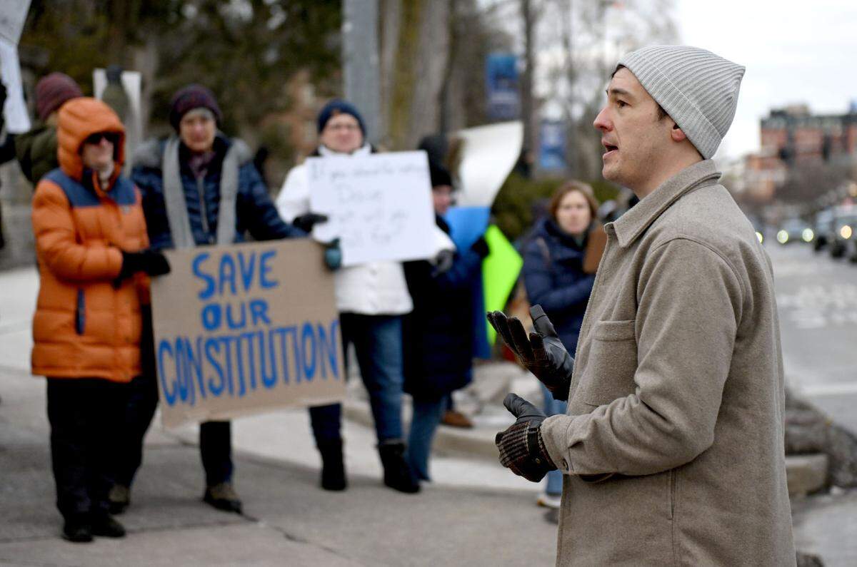 Connor Lewis, president of the Seven Mountains Central Labor Council, AFL-CIO, during a rally on Feb. 21, 2025 at the Allen Street gates.