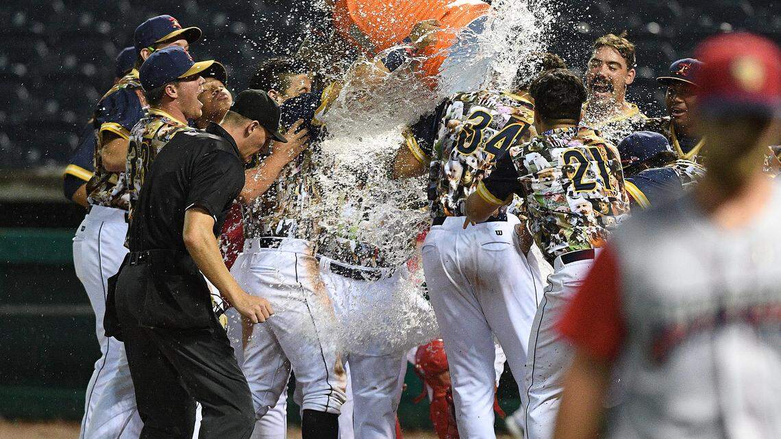 Spikes cruise past Crosscutters, get blanked by Black Bears