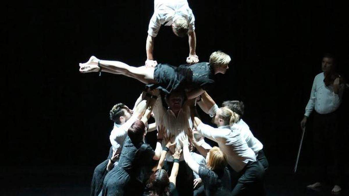 Extreme acrobats from Australia are accompanied by France’s Debussy String Quartet in Circa’s “Opus.”