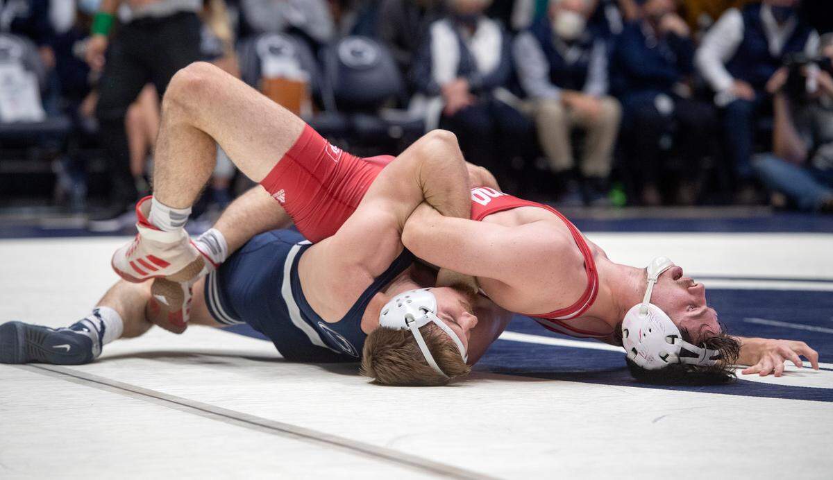 Penn State’s Creighton Edsell controls Indiana’s Sammy Cokeley in the 165 lb bout during the match on Sunday, Jan. 9, 2022.