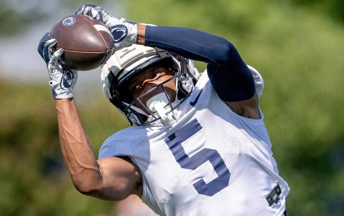 Penn State wide receiver Mitchell Tinsley makes a catch during practice on Saturday, Aug. 20, 2022.
