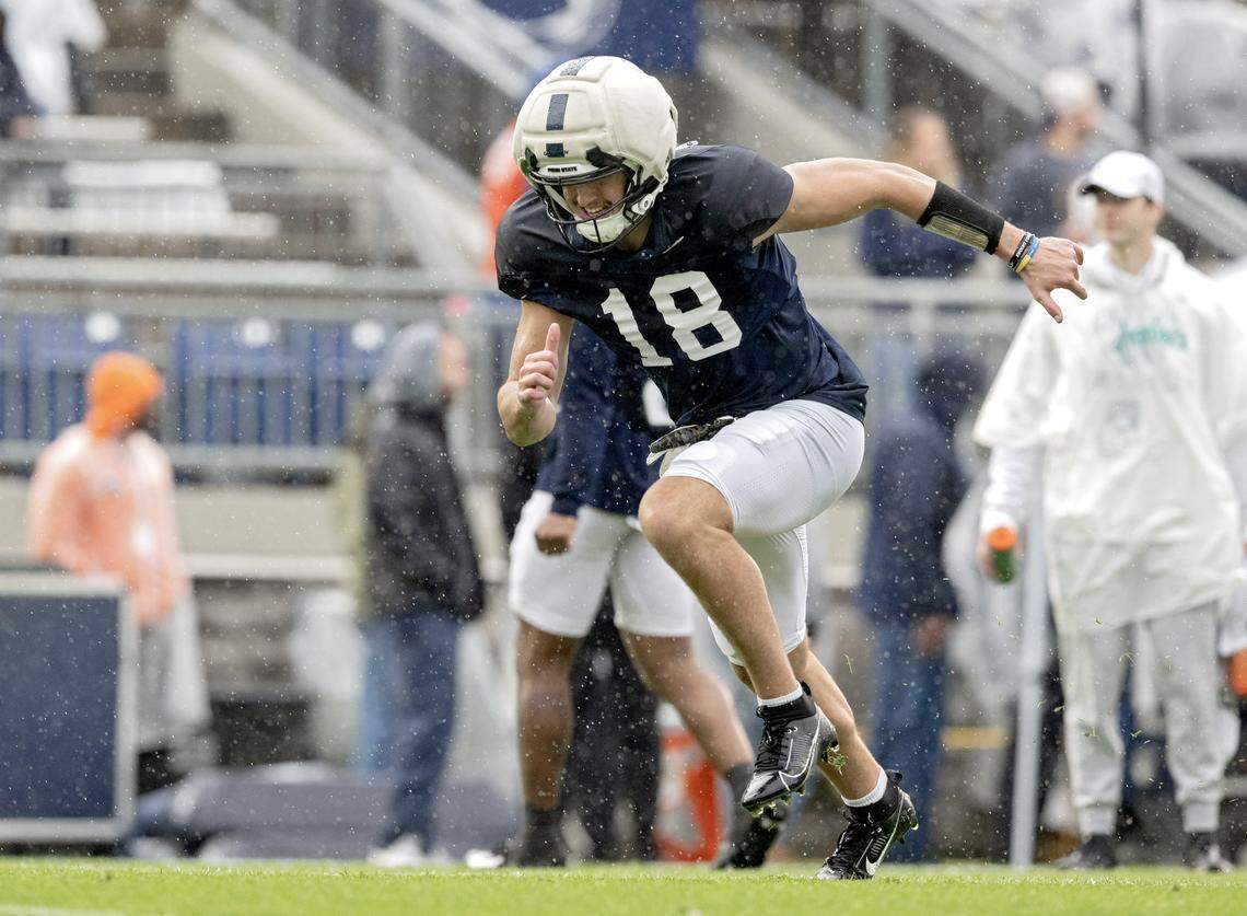 Penn State tight end Benjamin Brahmer runs a play during the Blue-White Practice on Saturday, April 25, 2026.
