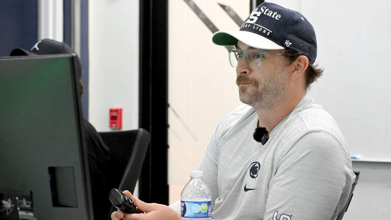 See Penn State coaches Taylor Mouser and Jake Waters break down film of QB Rocco Becht