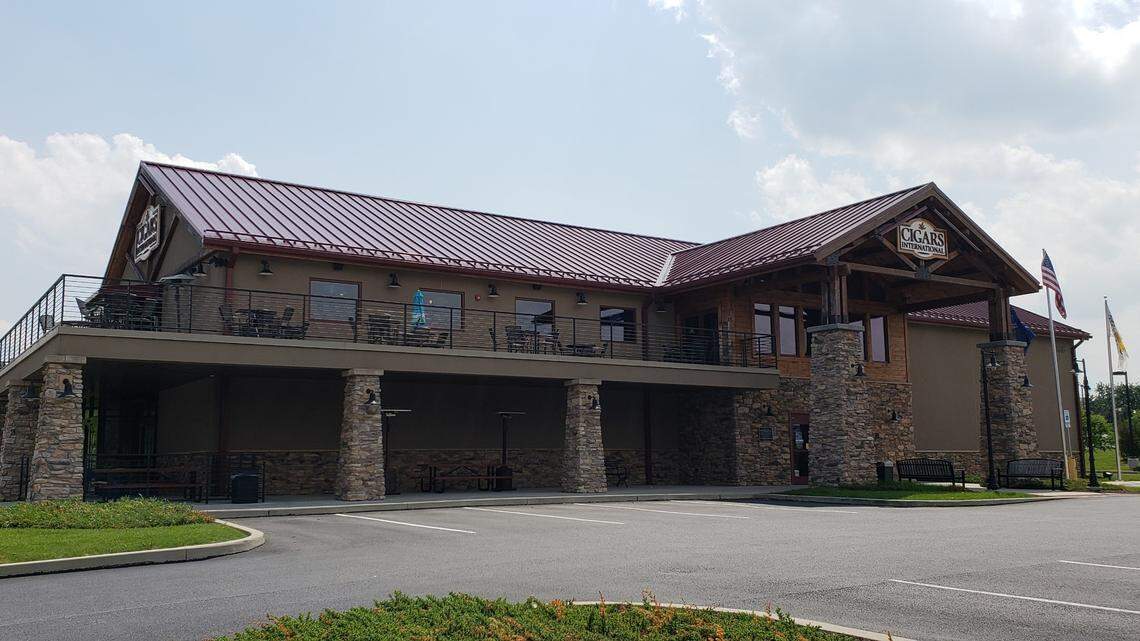 Ultimate man cave? One of U.S.’ largest cigar shops has putting green, 2 bars in rural PA