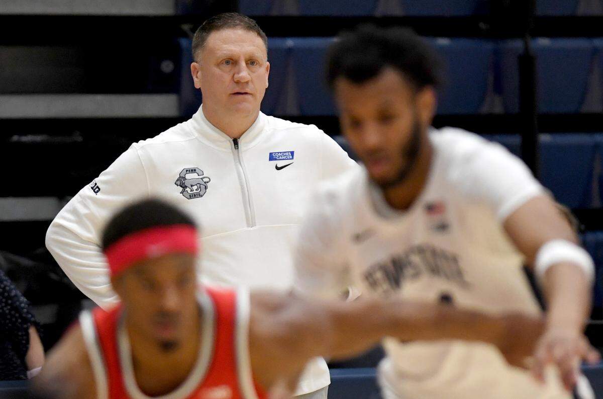 Penn State men’s basketball coach Mike Rhoades watches his players during the game against Ohio State on Thursday, Jan. 30, 2025 at Rec Hall.