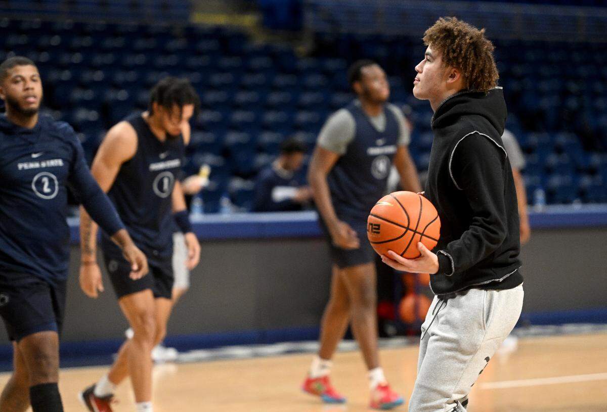 Braeden Shrewsberry shoots around on the court before Penn State basketball practice on Tuesday, Oct. 25, 2022.