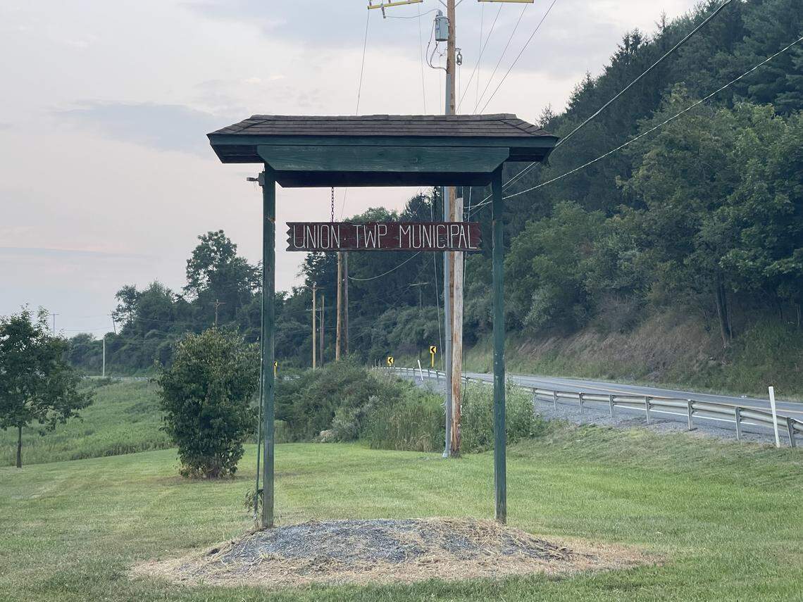 A sign outside of the Union Township Municipal Building at 125 Sycamore Lane, Julian on Aug. 5, 2025.