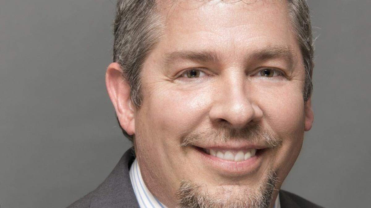 Steven J. Samara