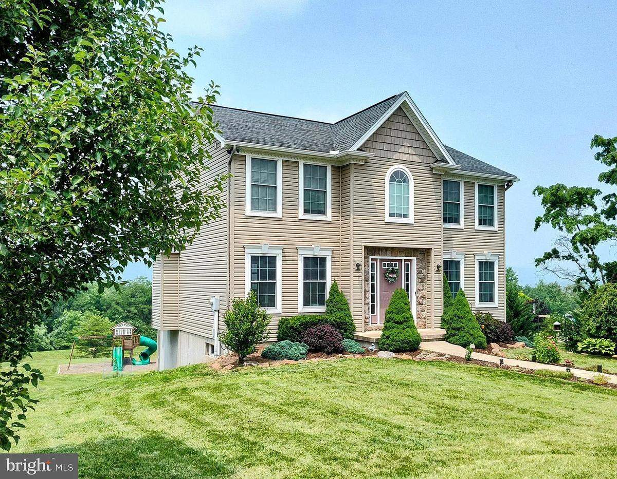 A front-facing view of the property at 212 Hillcrest St. in Howard. Photo shared with permission from the home’s listing agent, Lisa Schroeder of Kissinger Bigatel and Brower Realtors.