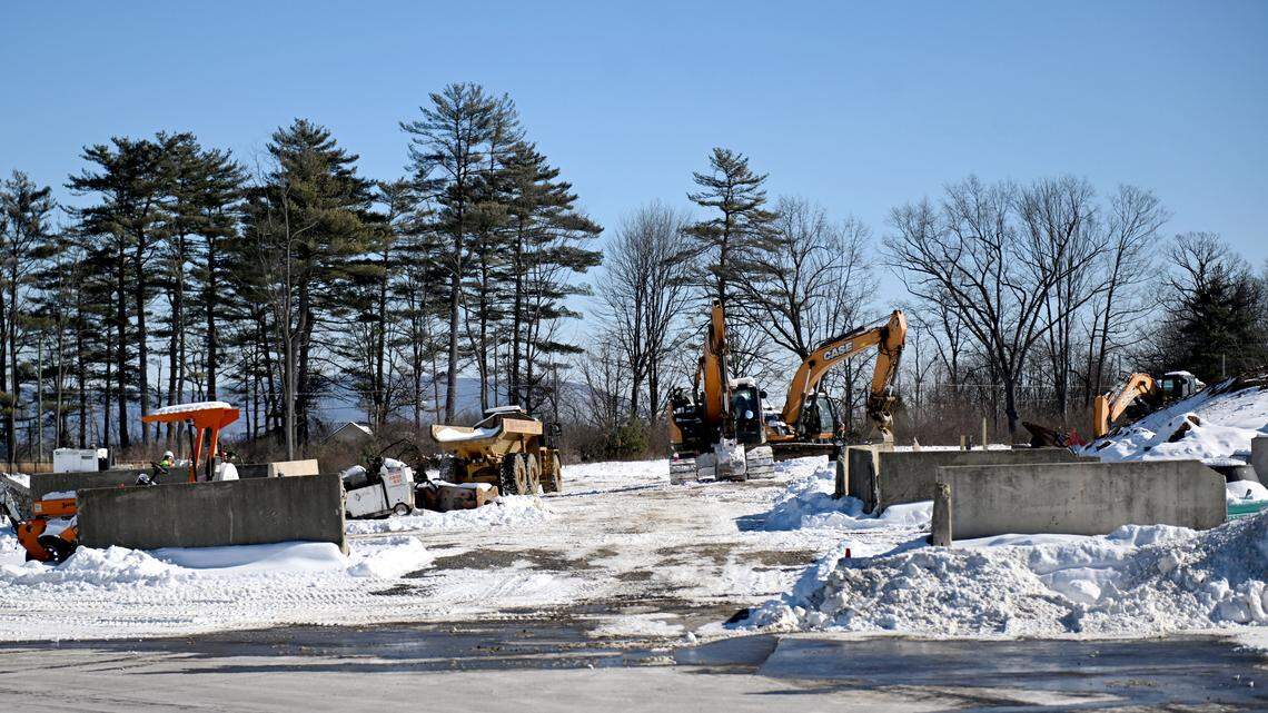 Construction underway for new restaurant at Patton Crossing. What to know