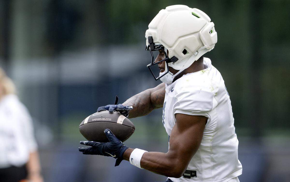 Penn State wide receiver Kyron Hudson makes a catch during practice on Tuesday, Aug. 19, 2025.  