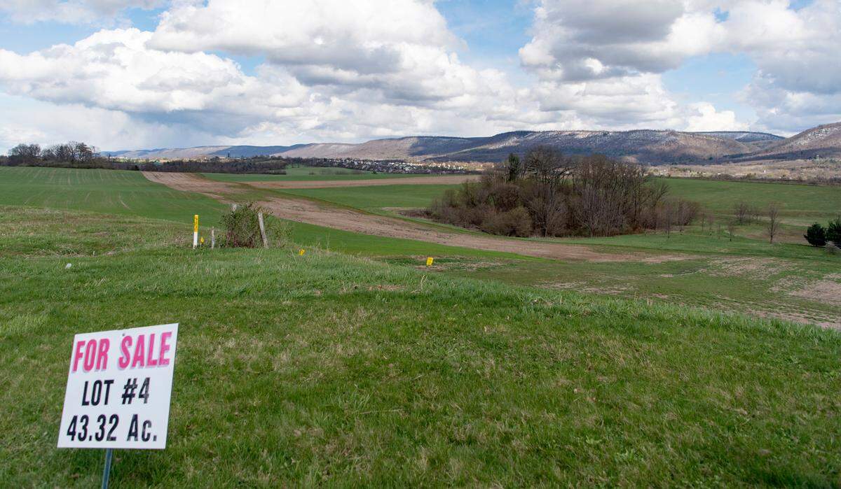 The land of lot #4 will be combined with two other lots for a 103 acre property where a fulfillment center warehouse is proposed in the the Benner Commerce Park.