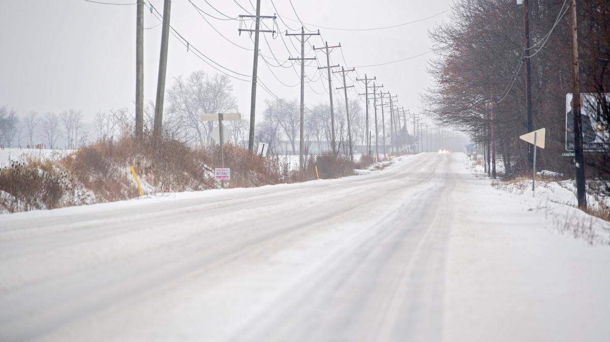 Snow and sleet covers Earlystown Road on Wednesday, February 7, 2018.