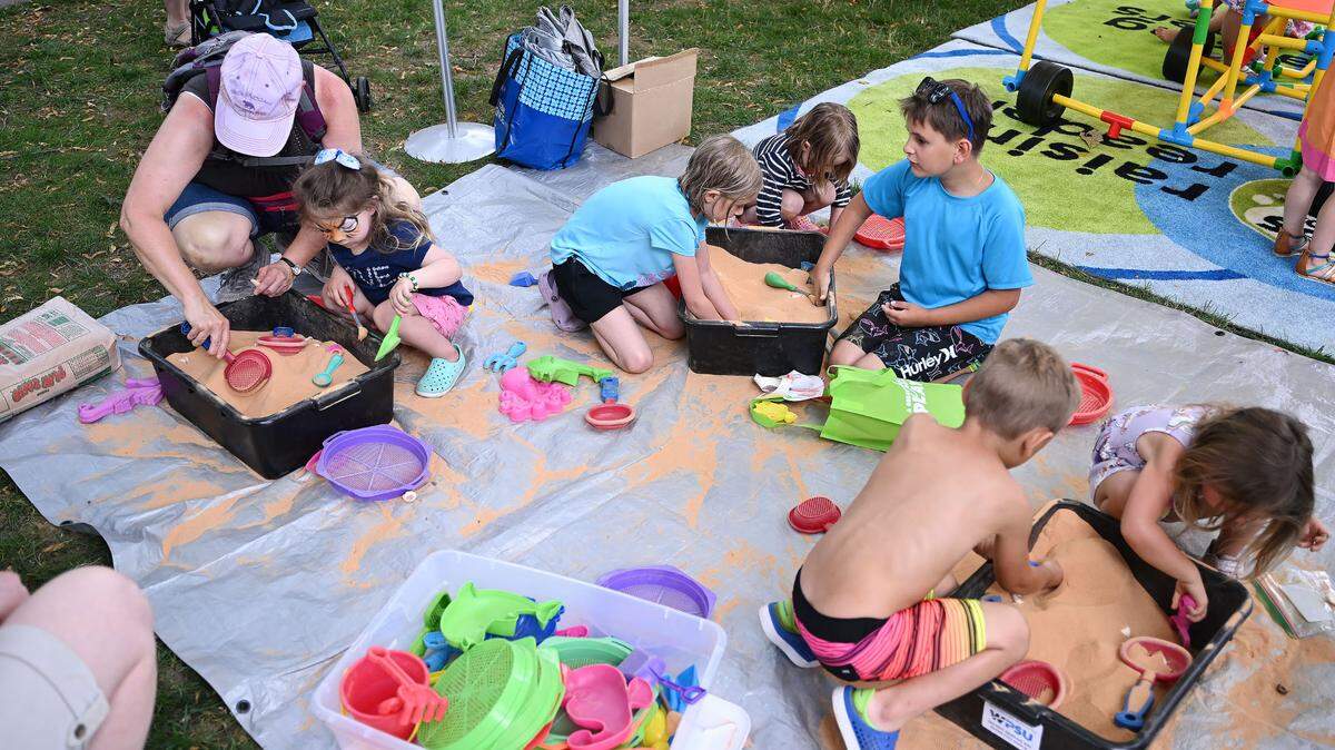 Amigurumi, wasps, trains and more: Kids get the spotlight in kick off to Arts Fest