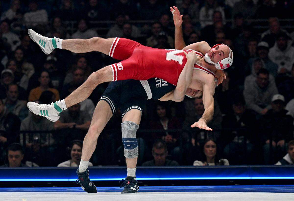 Penn State’s Braeden Davis controls Nebraska’s Brock Hardy in the 141 lb bout of the match on Friday, Jan. 30, 2026.