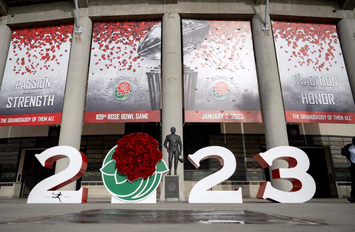 Penn State and Utah met at Rose Bowl Stadium for the 2023 Rose Bowl game on Monday.