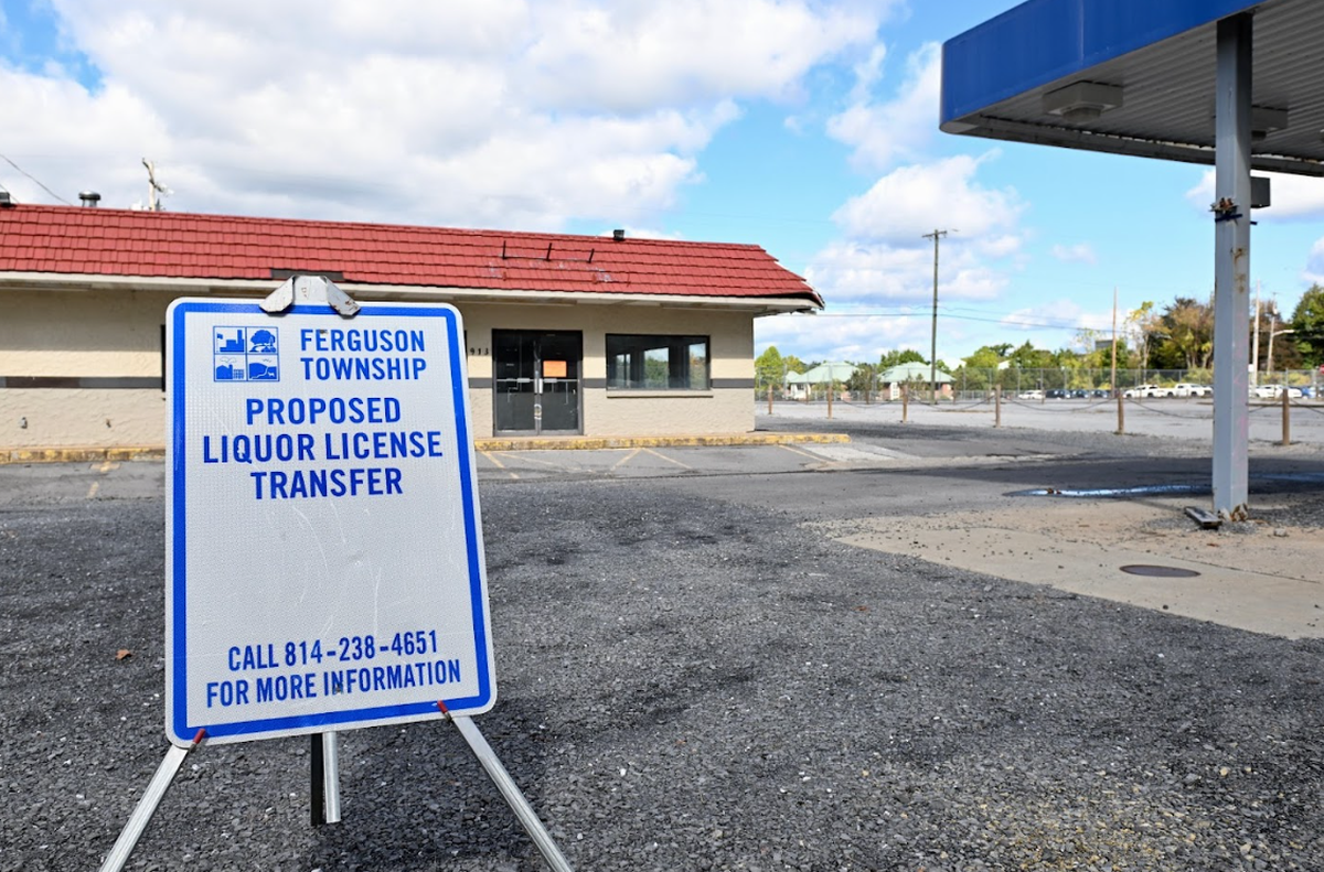 A sign indicating a liquor license transfer for Drytop Beverages LLC at 913 W. College Ave., the former home of a Nittany Minit Mart. Taken on Oct. 8, 2025.