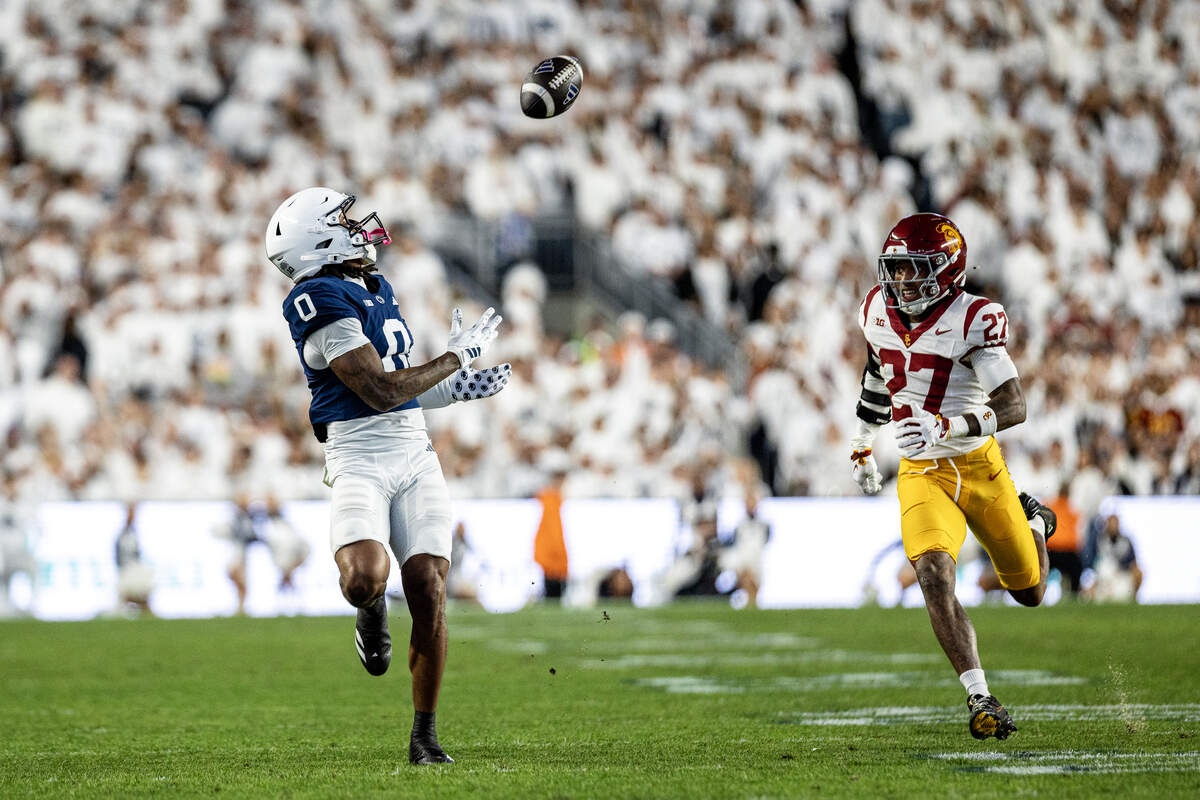 Penn State wide receiver Chase Sowell catches the ball during the Penn State football game against USC at Beaver Stadium on Saturday, Oct. 10, 2026 in University Park, Pa.