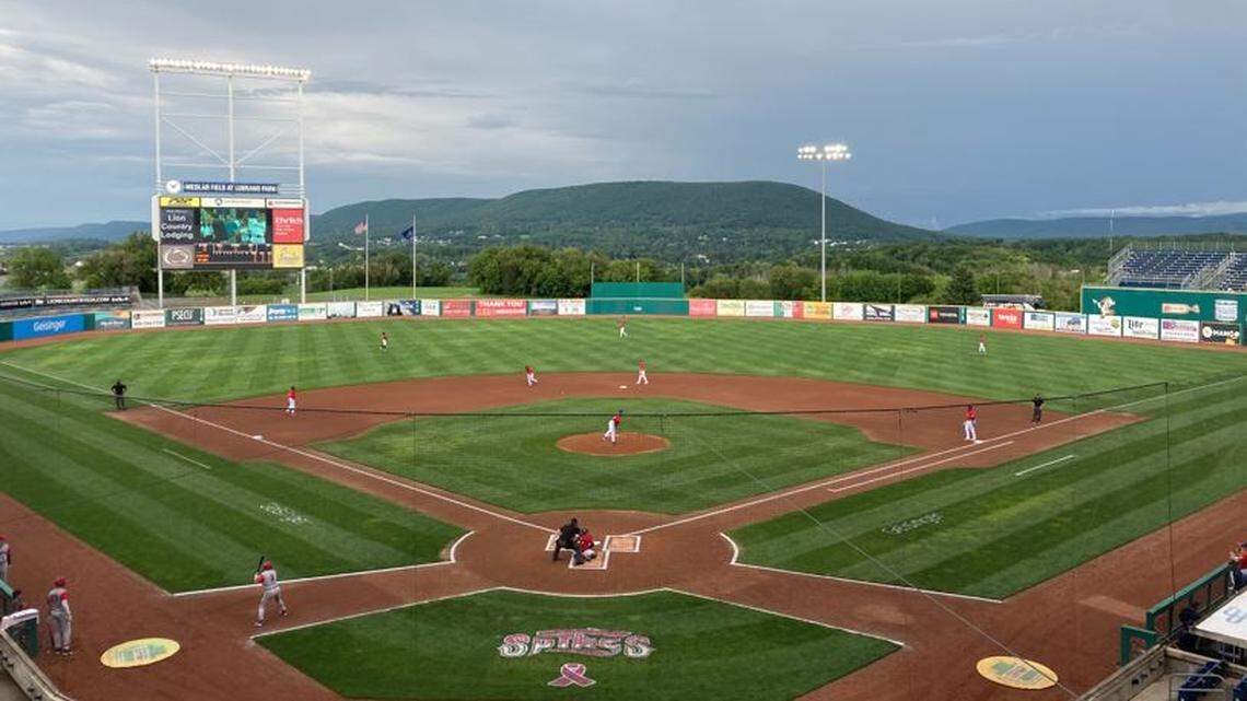 Former State College Spikes manager, MLB outfielder and coach Kimera Bartee dies at 49
