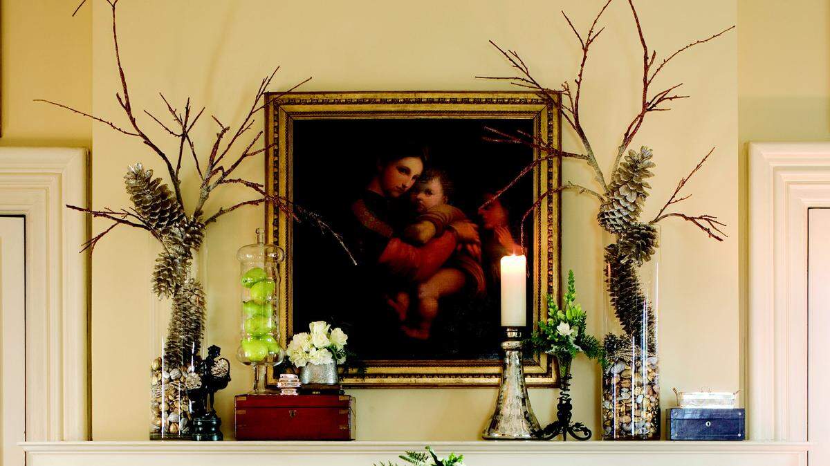 Family heirlooms can be used to decorate homes this holiday season.