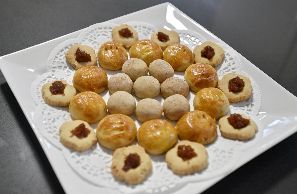 A plate of cookies from Koo-Weh Nana.