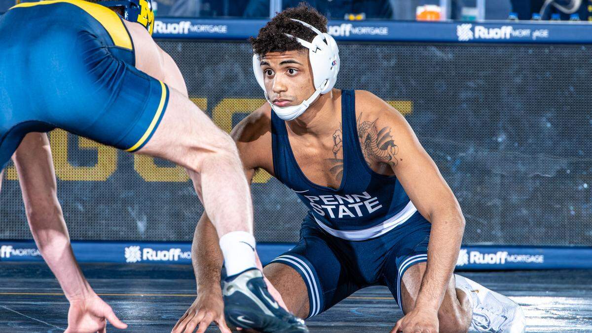 Penn State junior Roman Bravo-Young earned a 9-2 decision at 133 pounds over Michigan freshman Dylan Ragusin, who bumped up from 125 pounds, on Sunday, Feb. 14, 2021.